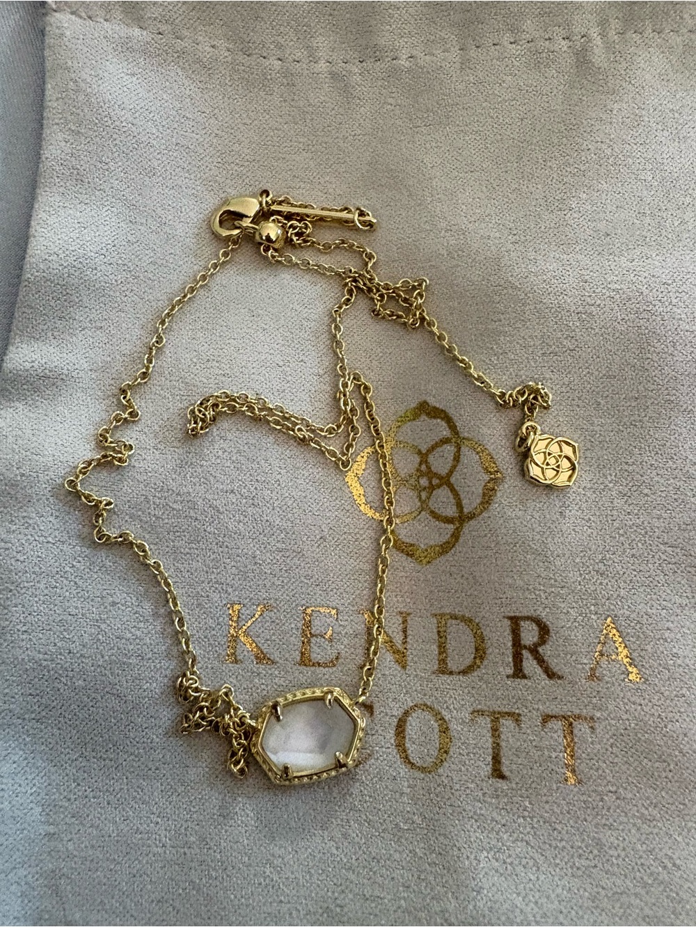 Kendra Scott Gold & Mother of Pearl Pendant Necklace